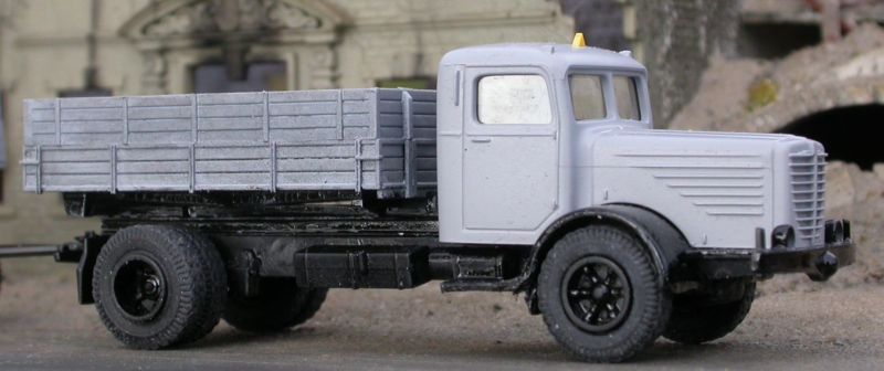 B�ssing 8000 Kipper Baujahr 1950, Umbau auf Wiking-Basis