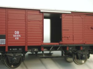 Offene Schiebet�r am Fleischmann-G 10