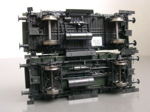 Unteransicht: oben GFN, unten Brawa